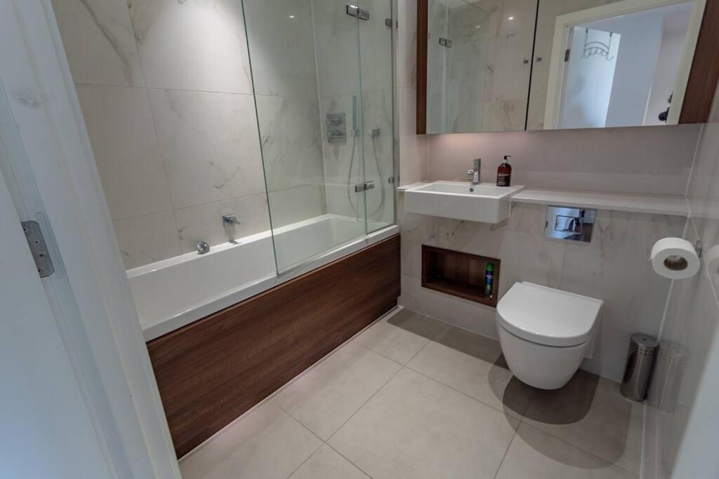 2 Bed 2 Bath - Amazing Views Of London And River Thames Exterior photo
